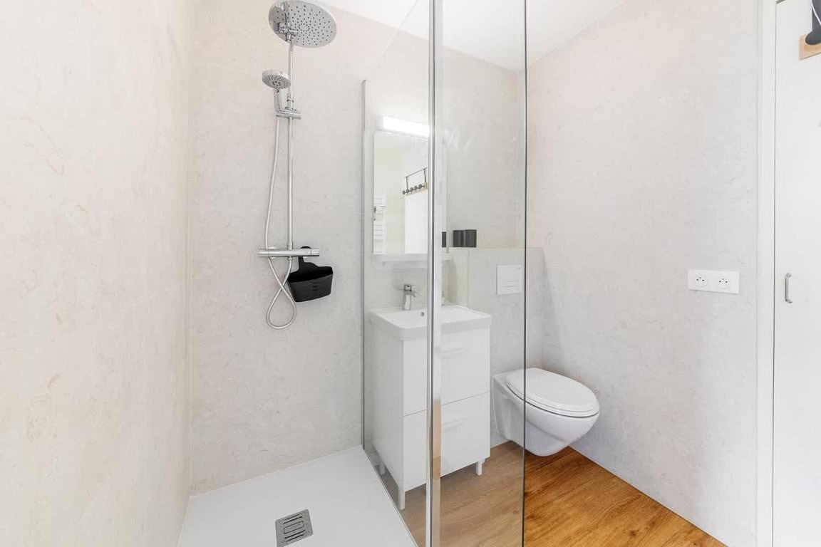 Bellevue, Appartement T2, Terrasse & Parking แรนส์ ภายนอก รูปภาพ