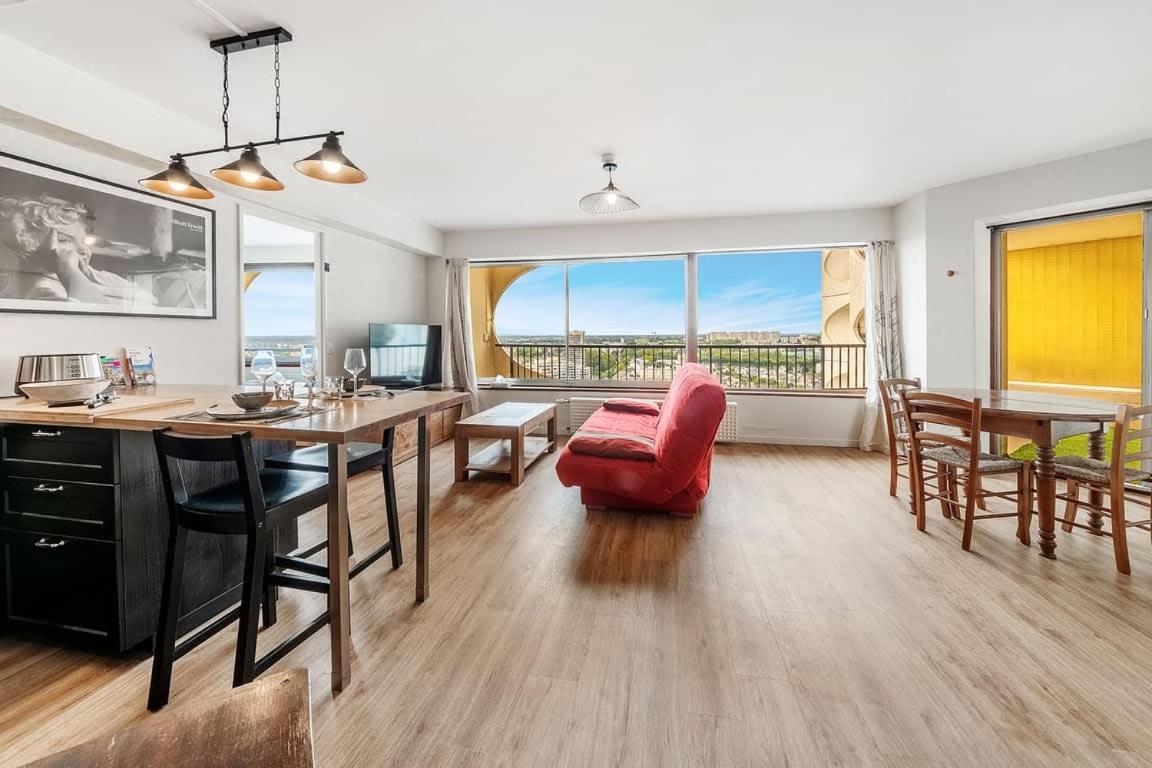 Bellevue, Appartement T2, Terrasse & Parking แรนส์ ภายนอก รูปภาพ